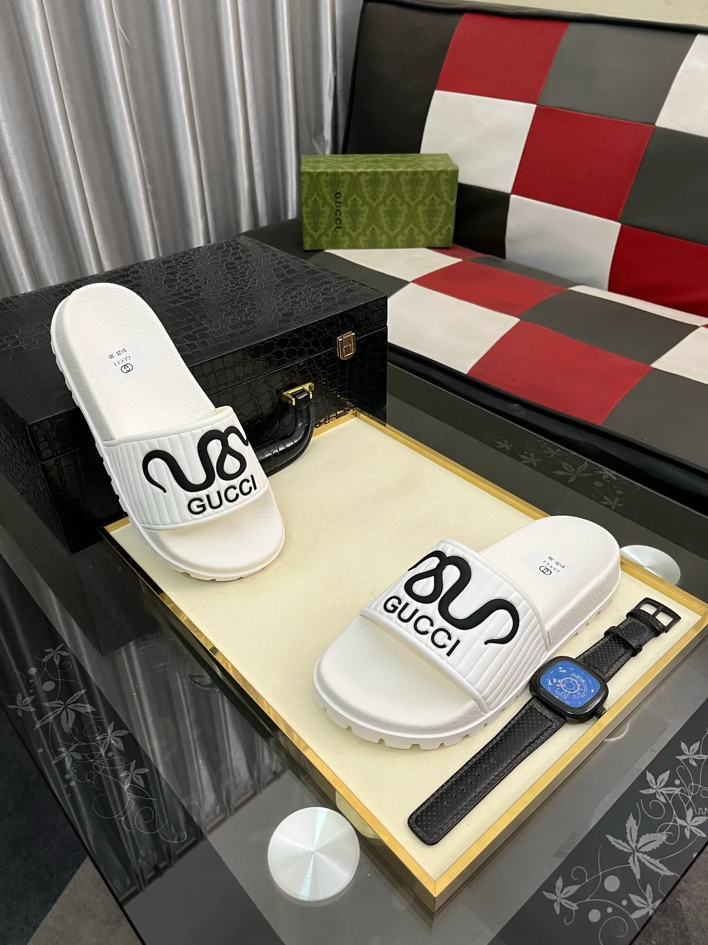 Men's men's shoes💰260⌚️⌚️ＧＵＣＣＩ.Gucci.Official website 1:1 popular slippers hot sale! Original original material 🩴 SIZE: 38-46 (45.46 non-refundable)